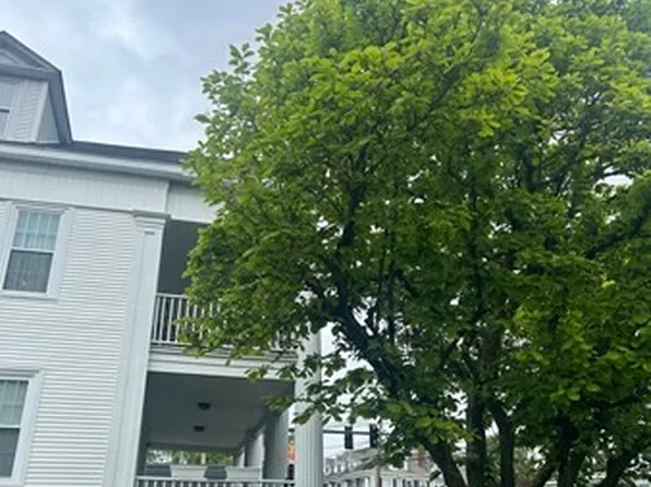 389 S Main St #5, Haverhill, MA 01835