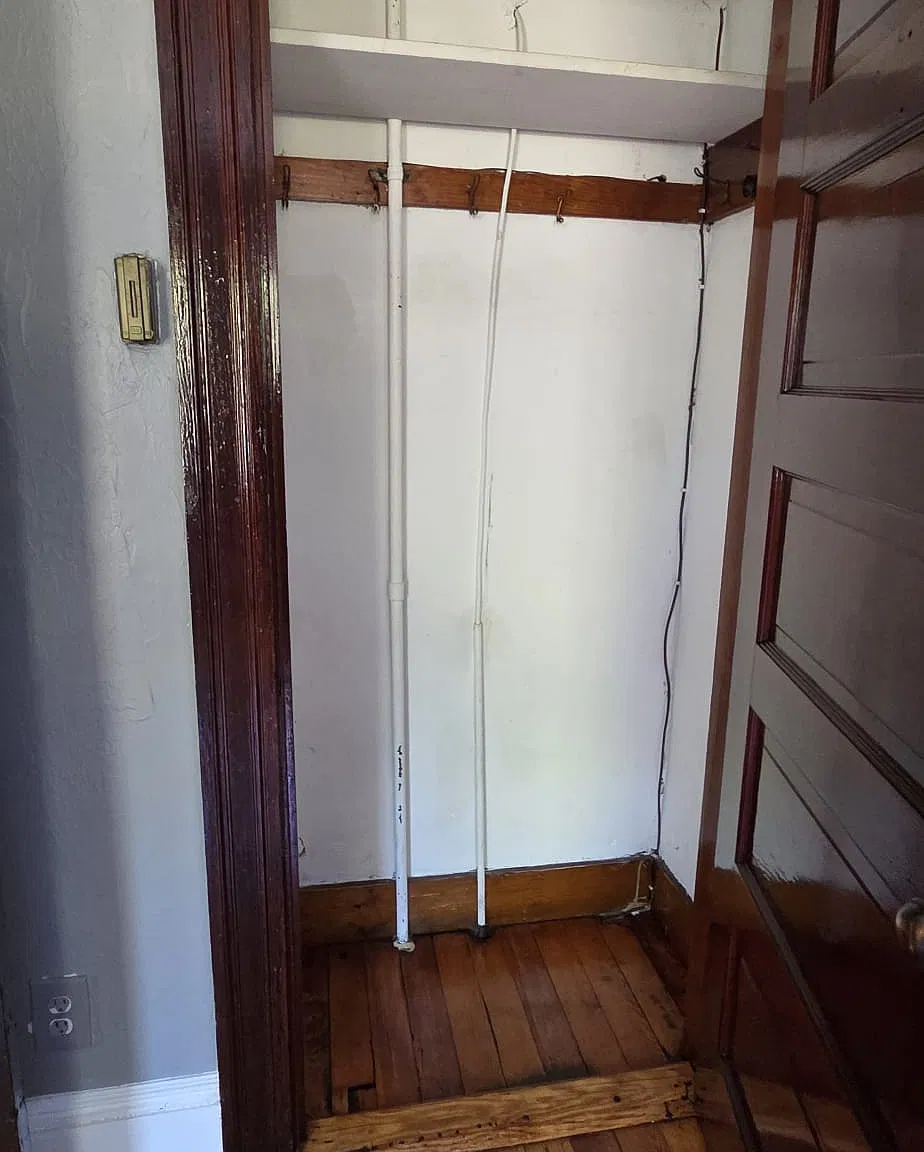 3 bed, $1,200 — Photo 4