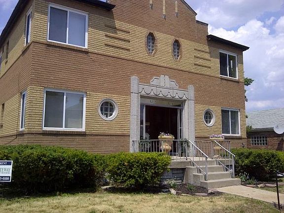 2nd image of 5317 Miami St #A