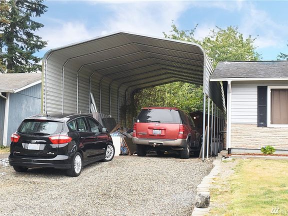 4th image of 3055 NE 73rd St