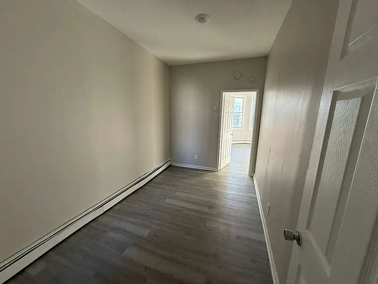 106 Old Bergen Rd #1E — Photo 3
