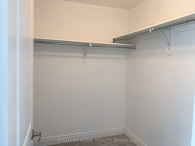 9 Mackenzie St — Photo 32