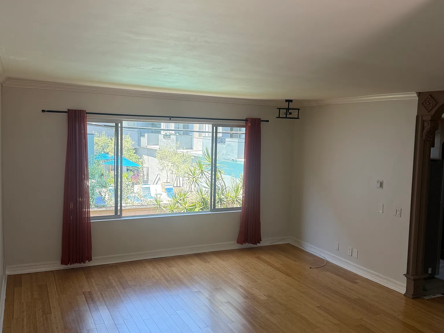 1 bed, 700 sqft, $2,600 — Photo 2