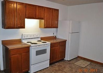 3rd image of 3439 Bryant St