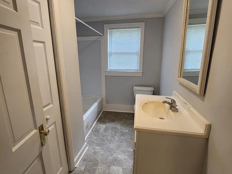 529 Old Mount Olive Hwy — Photo 18