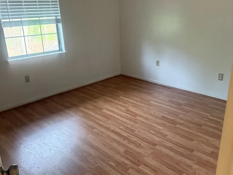 113 Turnwood Ln — Photo 9