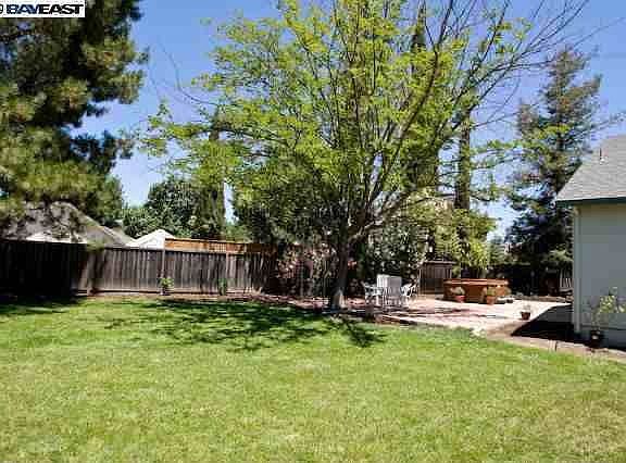 5th image of 4261 Dundalk Ct