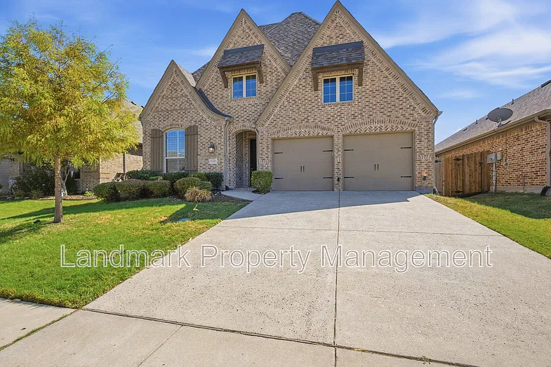 4 bed, 3.0 bath, 2985 sqft, $2,995 — Photo 2