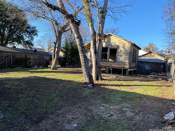 3rd image of 319 PRINCETON AVE