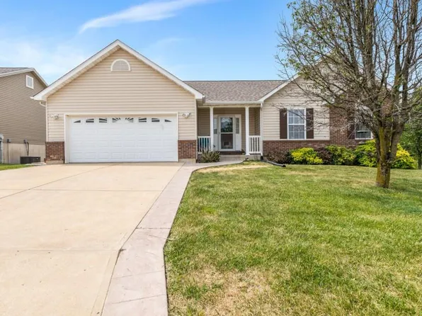 161 Granite Pointe Ln, Winfield, MO 63389