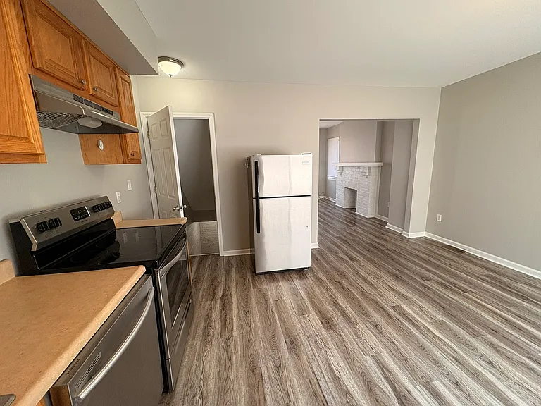117 E 9th Ave #117 — Photo 13