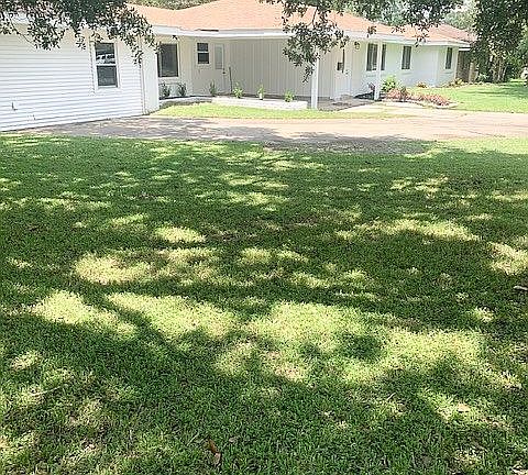 2nd image of 1202 E Dawn St