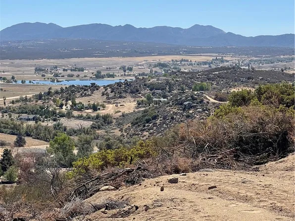 899 Lake Canyon Dr, Aguanga, CA 92536