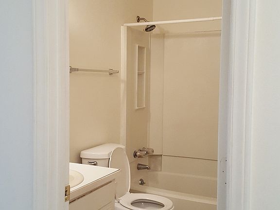 Full Bath
