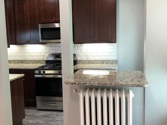 2nd image of 2609 Fremont Ave S APT 11