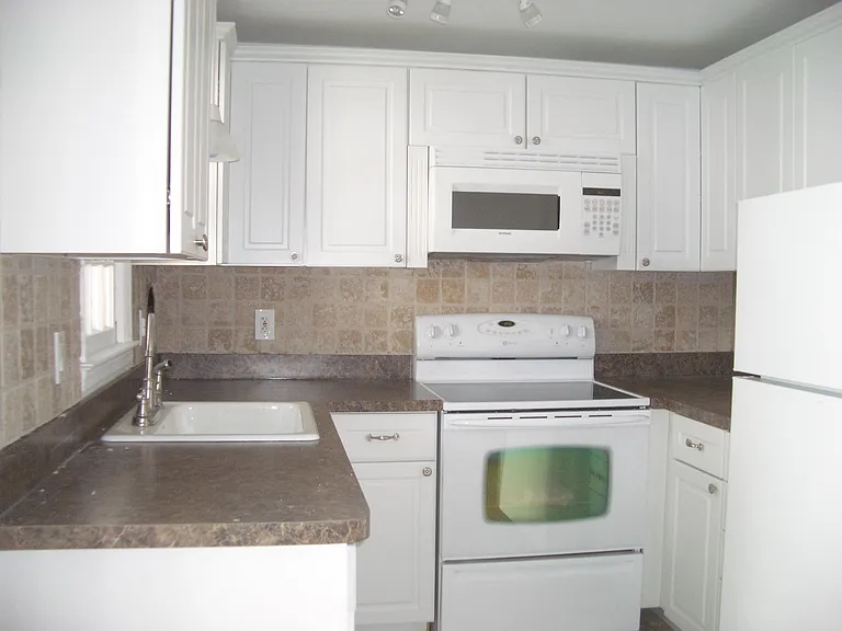 71 Strickland Rd #2 — Photo 3
