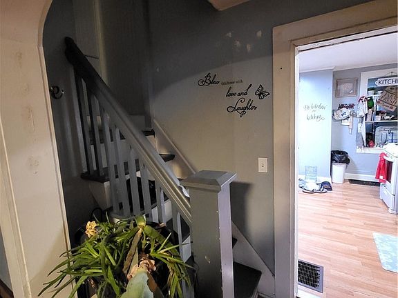 5th image of 234 Locust St
