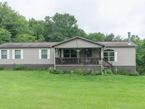 9606 Sugar Grove Rd, Huntingdon, PA 16652