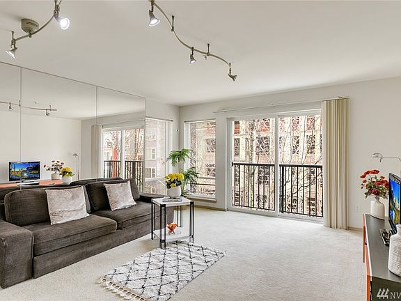 4th image of 323 Queen Anne Ave N APT 507