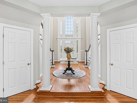 4th image of 9308 Harrisons Farm Way