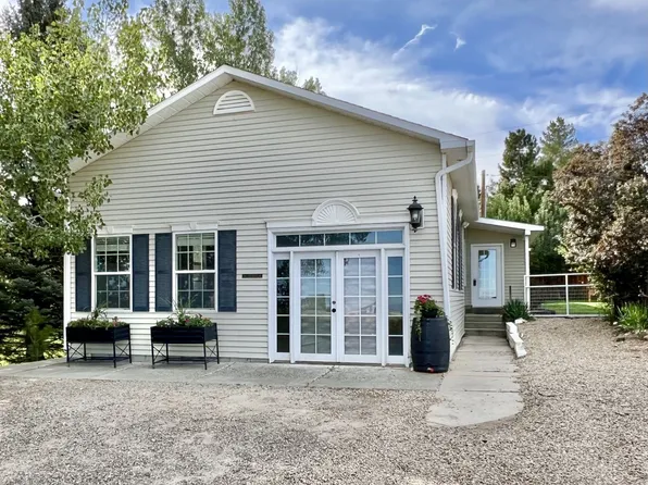 294 Two Bottle Bar Ln, Spring Creek, NV 89815
