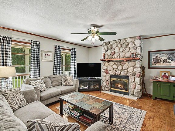 5th image of 6795 Cedar Brook Dr