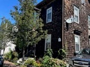 13 Pleasant St, Salem, MA 01970