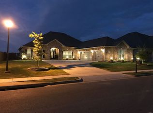 97 Nutcracker Ln SW, Huntsville, AL 35824