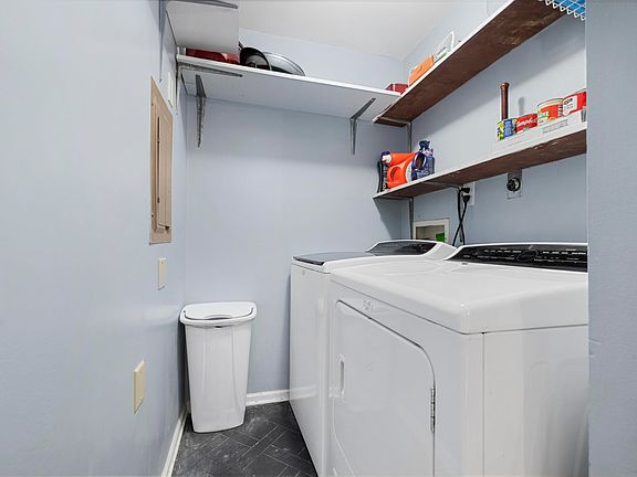 5th image of 2701 Kingsland Ct