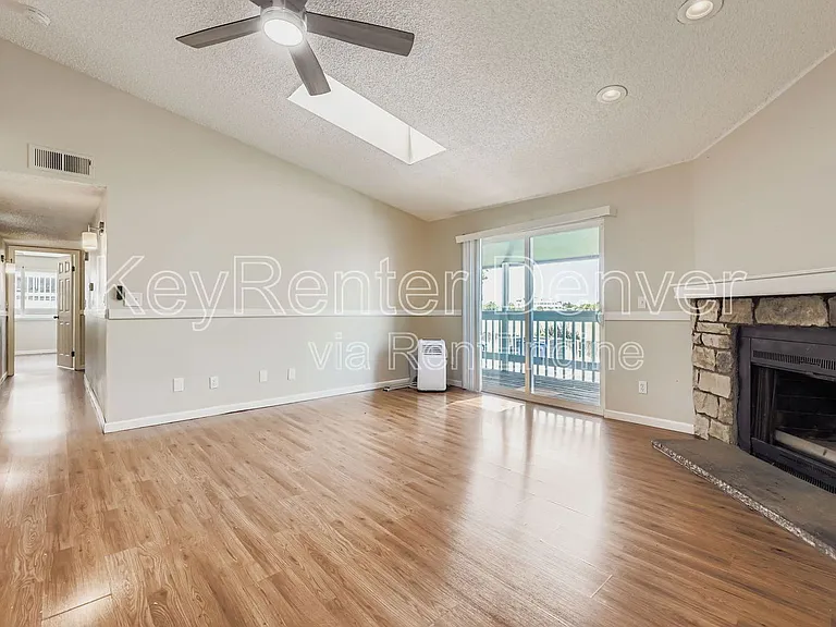18063 E Ohio Ave #201 — Photo 2