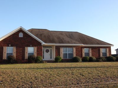 145 Huntington Dr, Headland, AL, 36345