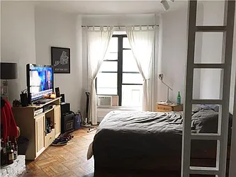 Rented by Triumph Property Group