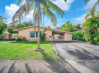 6520 Garfield St, Hollywood, FL 33024