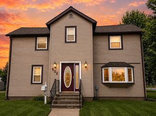 602 Mansion St, Mauston, WI 53948