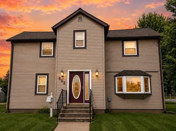 602 Mansion St, Mauston, WI 53948