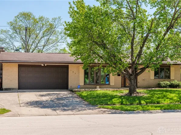 189 Katy Ln, Englewood, OH 45322