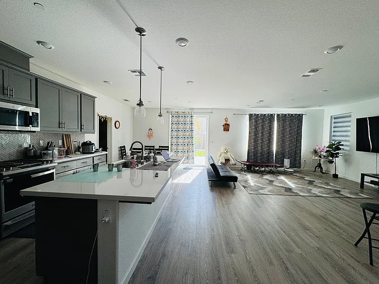 1030 Shearwater Rd — Photo 2