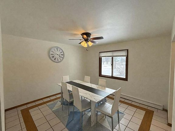 3rd image of 4700 Willow St #4700