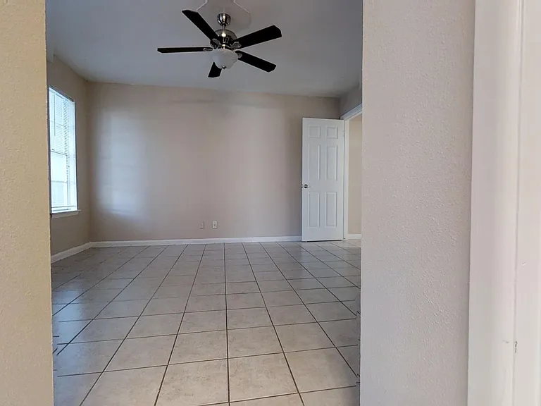 Verano at the Heights Apartments — Photo 66
