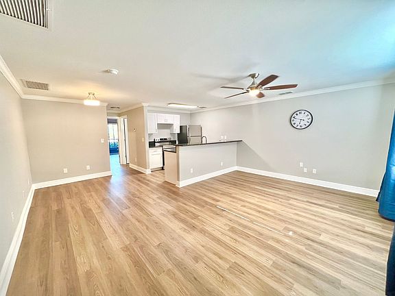 3rd image of 9105 Tudor Dr #F105