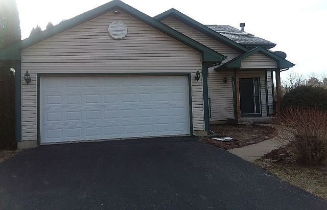 1st image of 2207 Candlewick Dr SE
