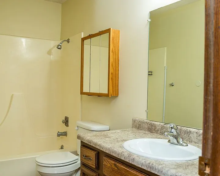 2323 D St #5 — Photo 15