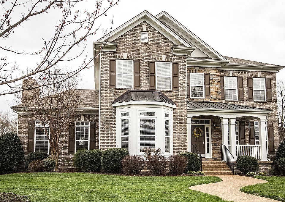1st image of 3009 Oxford Glen Dr