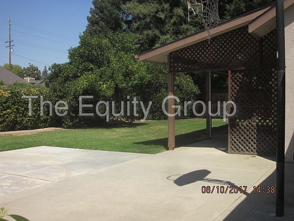 2nd image of 3130 E Grove Ave