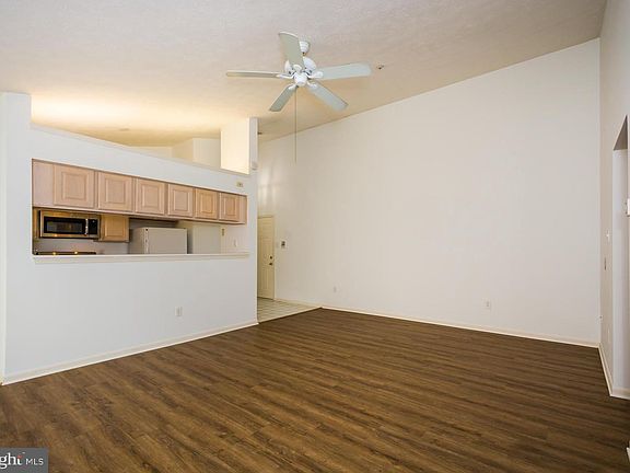 5th image of 2933 Katewood Ct #5