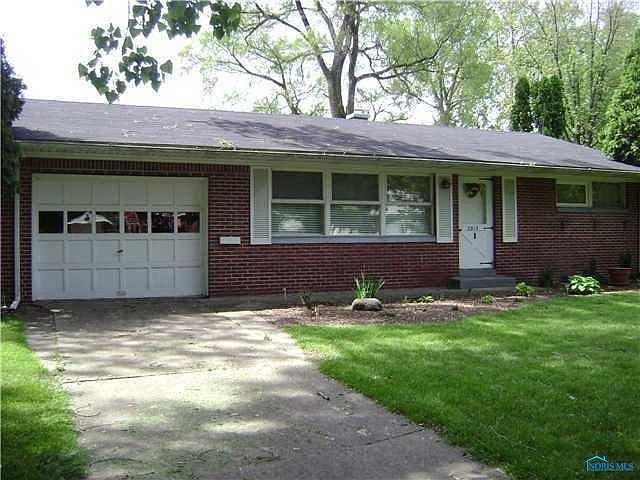 1st image of 2915 Elsie Ave
