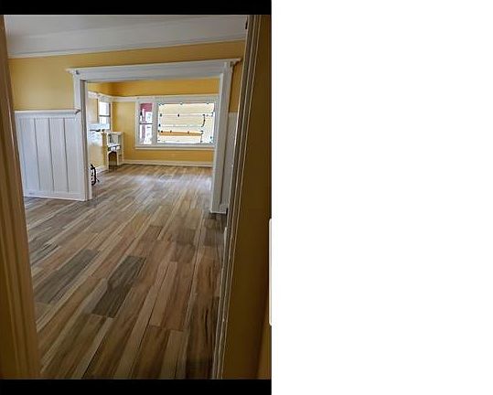 3rd image of 605 Cedar Ave APT 2