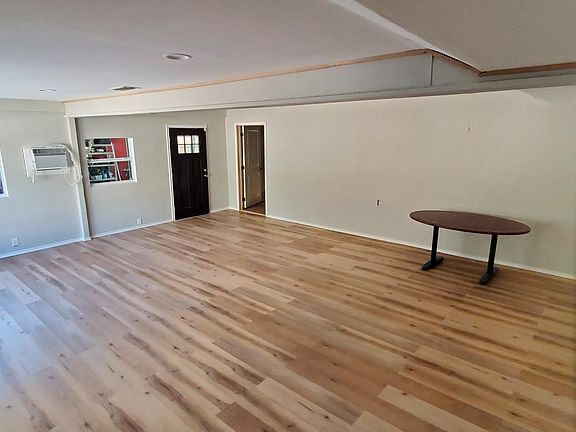 5th image of 2111 Willowwood St