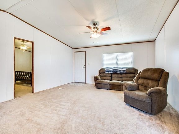 5th image of 1461 Stoneway Dr N