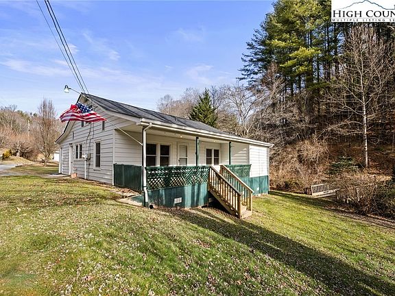 3rd image of 336 Willowdale Church Road